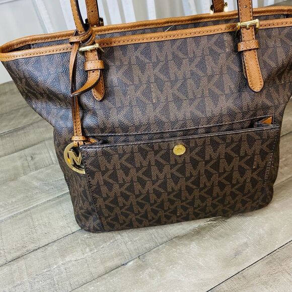 Michael Kors Preloved Jet Set Travel Large Tote Brown Size Large - Picture 6 of 11
